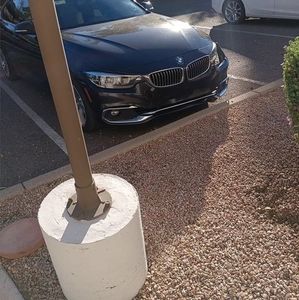 Meet your Posher, Harris